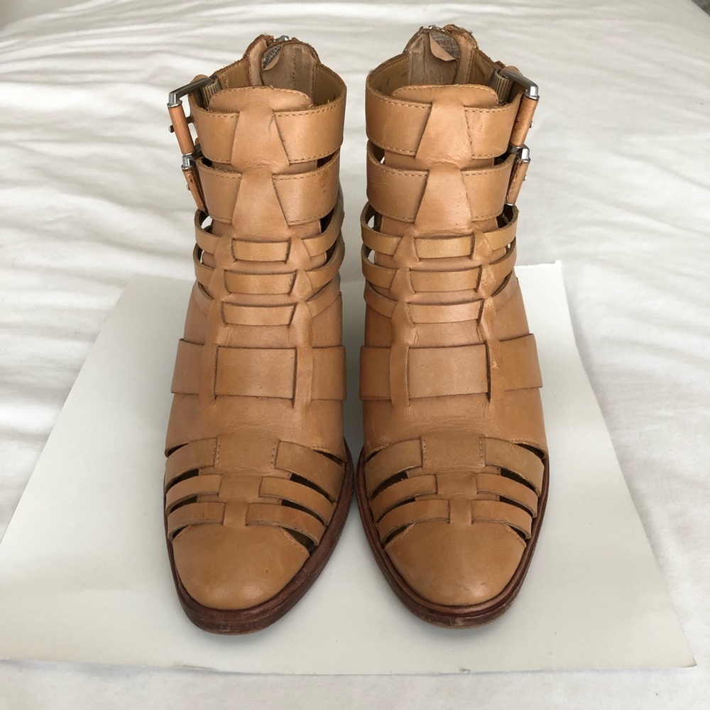 Dolce Vita ankle bootie